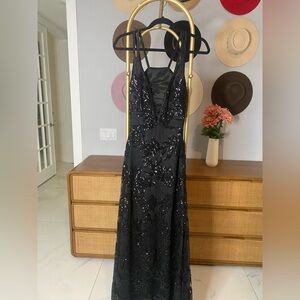 Elegant Black Sequin Evening Dress